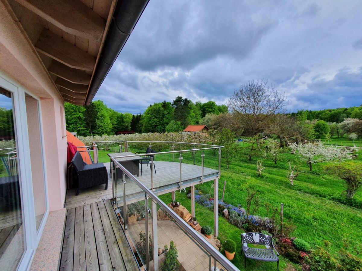 Pension Am Kirschgarten Goessweinstein Exterior photo