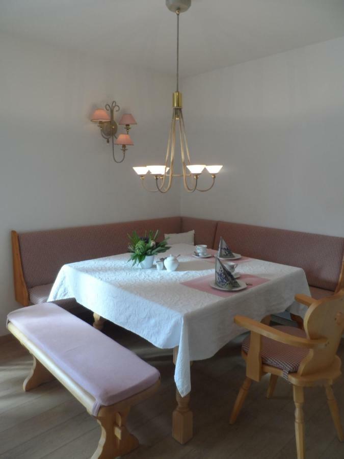 Pension Am Kirschgarten Goessweinstein Exterior photo